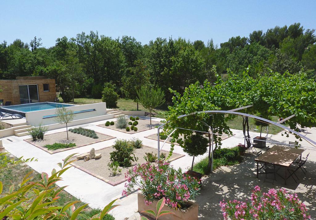 Bed and Breakfast Le Mas De Pie Caud Rognes Екстер'єр фото