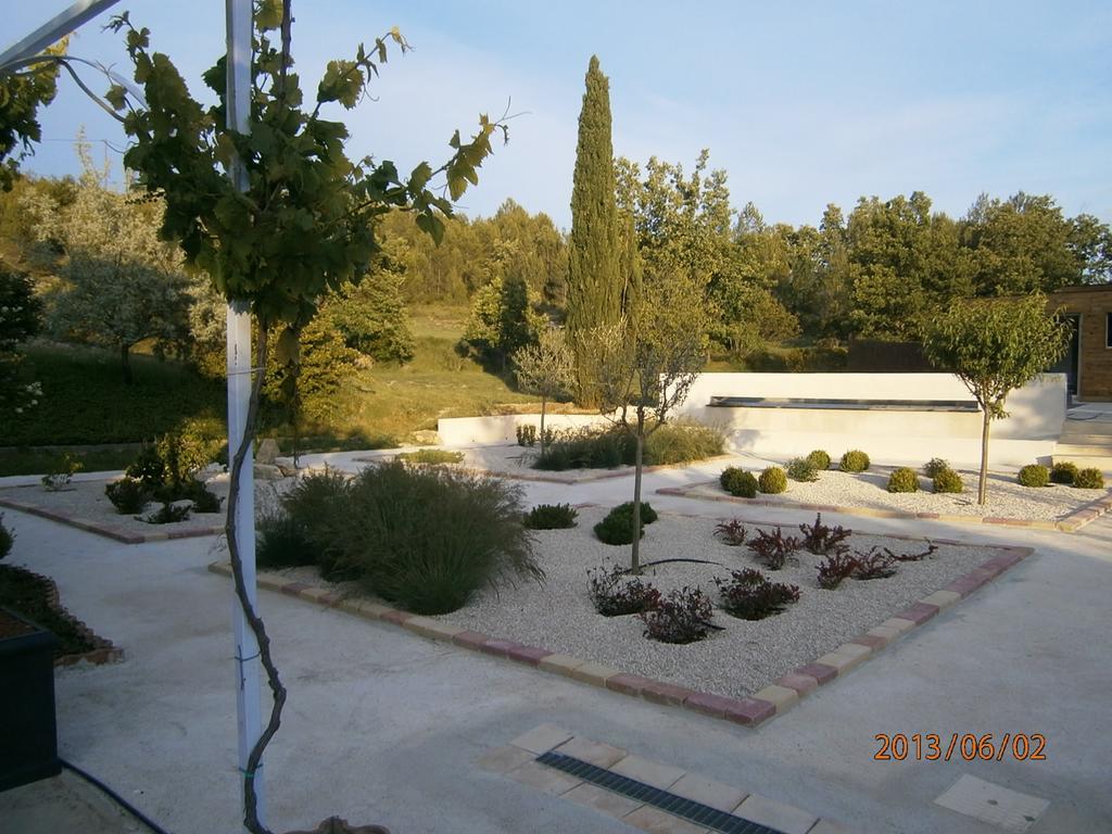Bed and Breakfast Le Mas De Pie Caud Rognes Екстер'єр фото